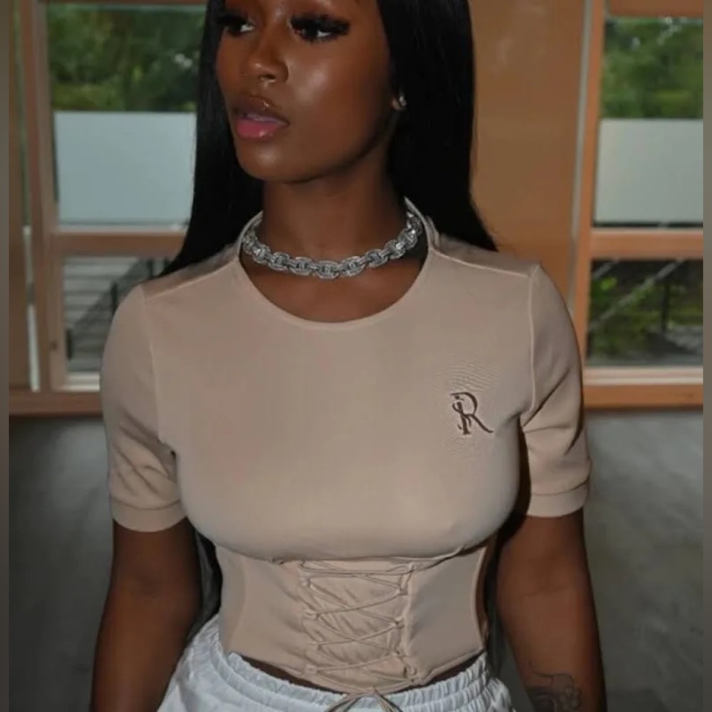 GSUWOO ShopSoReal “Tie Up Top”